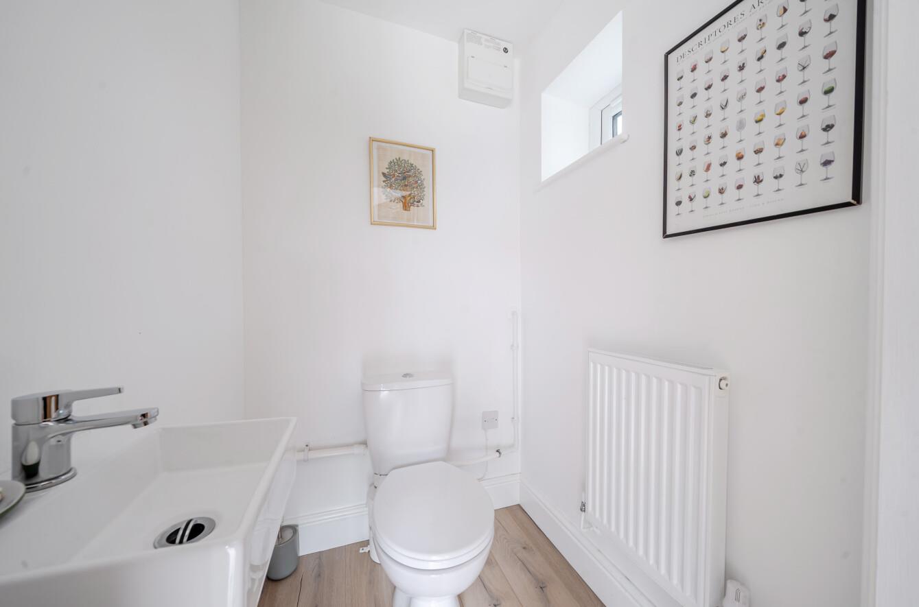 Gower Road, Killay, Swansea, SA2 7DY